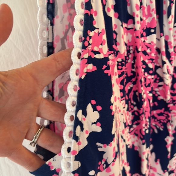 Small Lilly Pulitzer romper - Picture 3 of 5